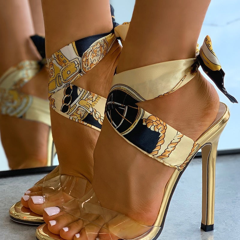 Escarpins à Talons Hauts Motif Léopard et Chevron avec Chaîne Croisée